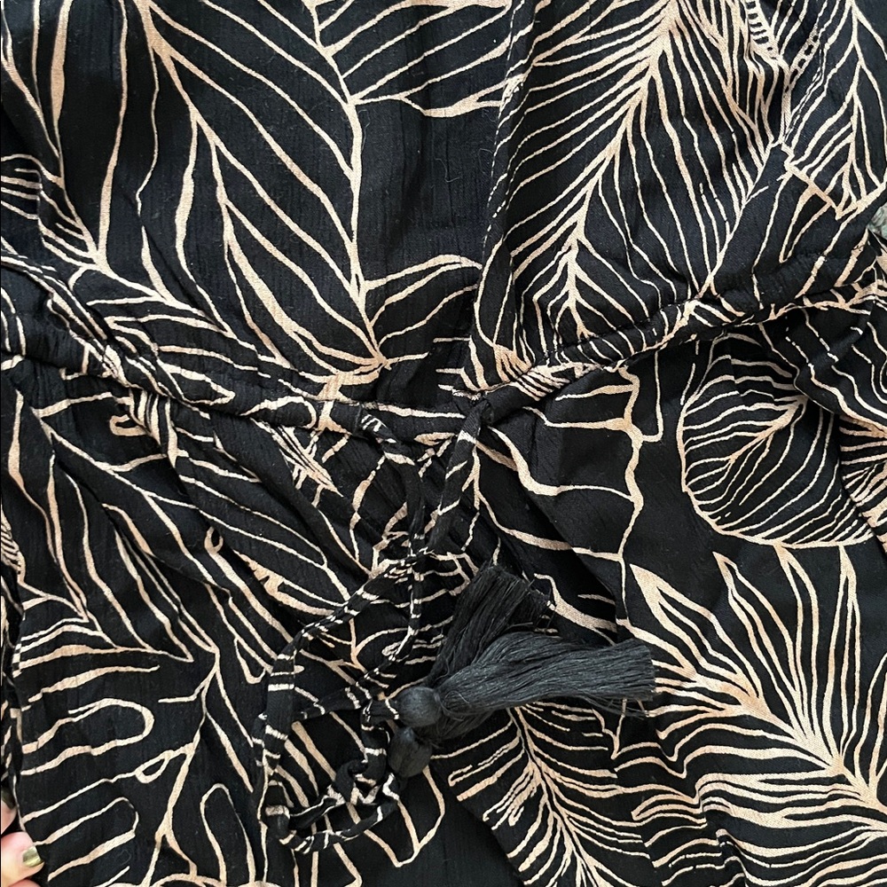 Black and tan Leaf Print Jumpsuit beautiful! - Picture 4 of 4